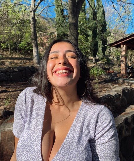 asiatische militär-onlyfans erwachsene hd foto