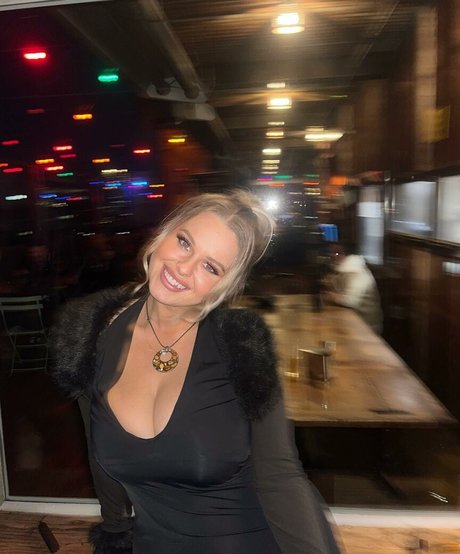 Jasmine Ramage pornostar galerie