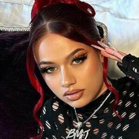 badmomzjay nackt nette bild