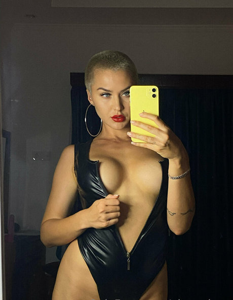 ohmy luna sexy nackt archiv