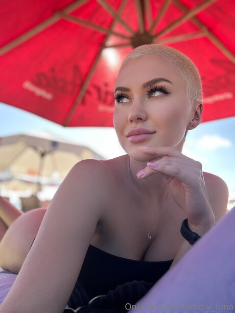 ohmy luna exklusive erwachsene galerie