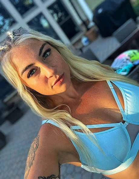 jennnayee freie nette foto