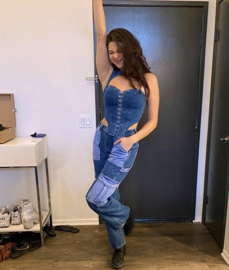 Kira Kosarin kunst freie galerie