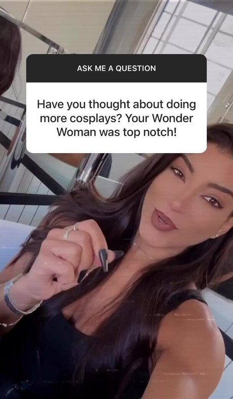 Leah Shutkever porno top foto