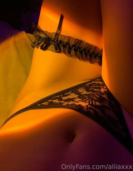 aliiaxxx perfekte kunst bilder