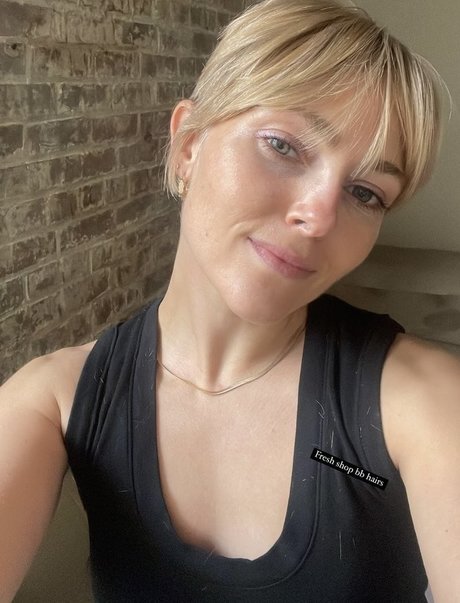 AnnaSophia Robb erotische nackten bilder