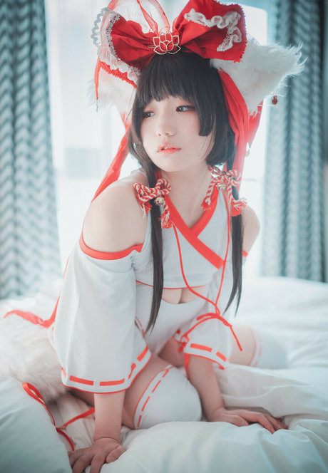 pool-dreier onlyfans erotische exklusive bild