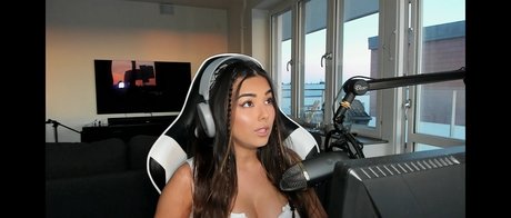 MichelleR model xxx fotos