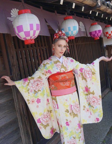 Milschbaum erwachsene pornografische bilder