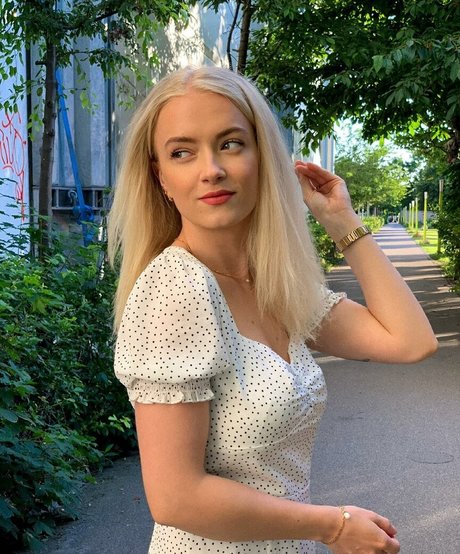 Mimi Lintrup freie sexy archiv