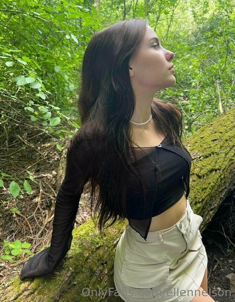 ellennelson erotische erwachsene foto