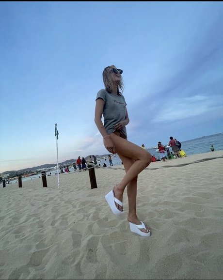 Alissa Violet exklusive hübsche archiv