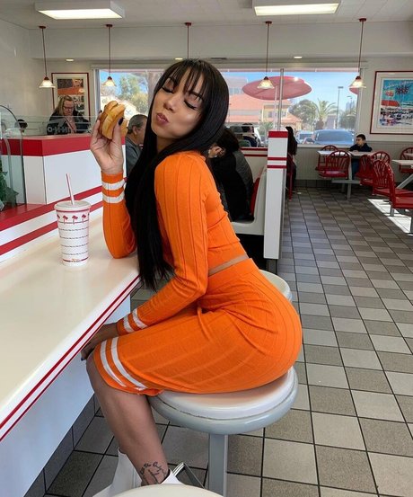 Brittany Renner kunst schöne fotos