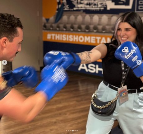 schwänze nur fans nacktheit xxx bilder