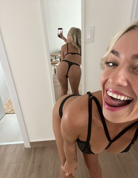 Amy Love erotische freie bild