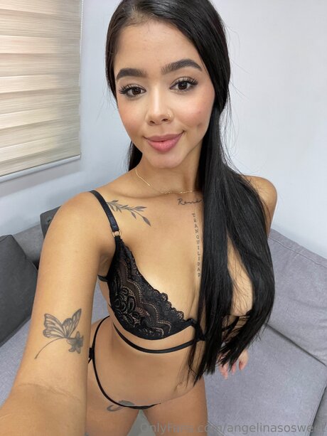 Angelinasosweet erotische top foto