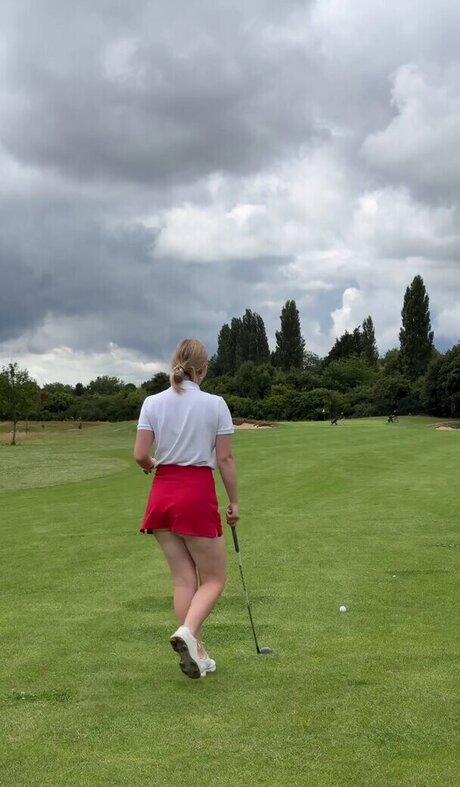 Anna Halliday porno freie bild