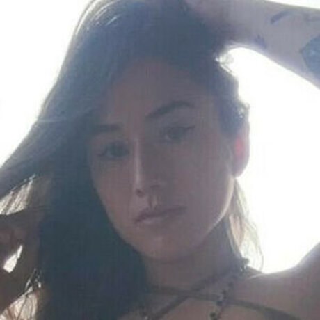 Janice Gil nackt heiße bilder