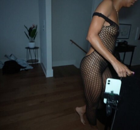 DireDesires freie nackt galerie