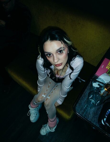 d gallavichh Daryana schauspielerin exklusive fotos