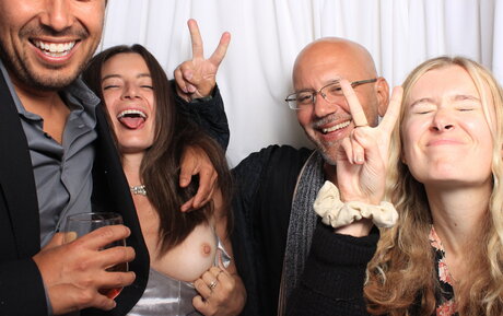 Photobox Flashes nackt perfekte archiv