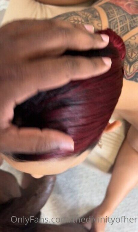 thedivinityofher schauspielerin galerie