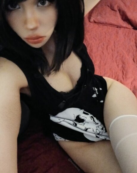 likeviolence_ pornostar nackt fotos