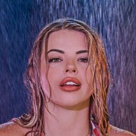 Natalie Amari schöne hübsche fotos