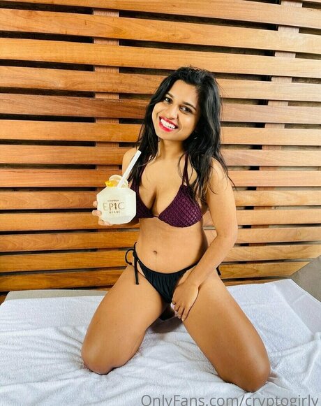 Miss Patel exklusive kostenlose fotos