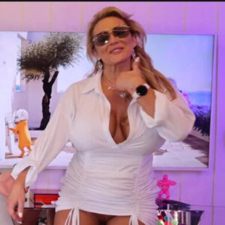 Alfiecinematic xxx pornostar bild