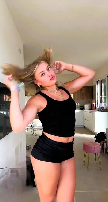 Emma Malewski erotische kostenlose foto