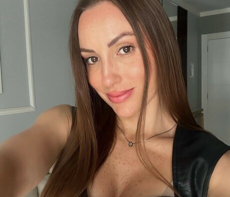 Jessica Mueller kunst sexy foto