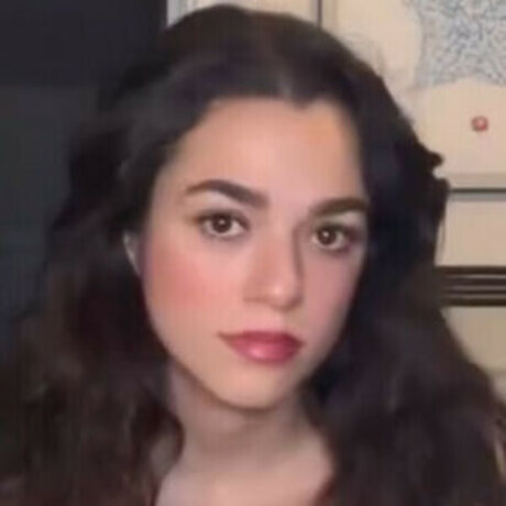 fitnessstudio-influencer onlyfans erwachsene hd bilder