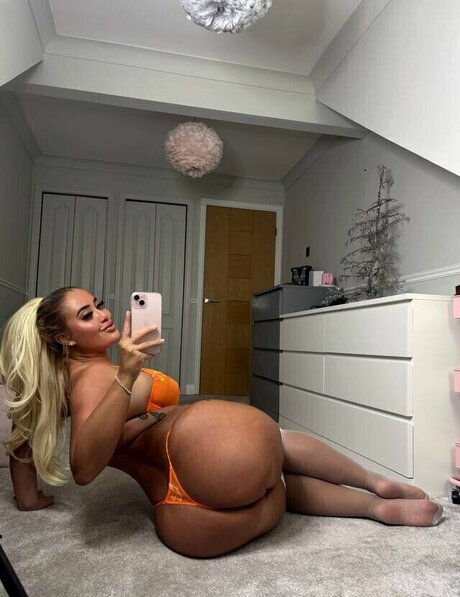 Bigboobzbarbie hd hübsche foto