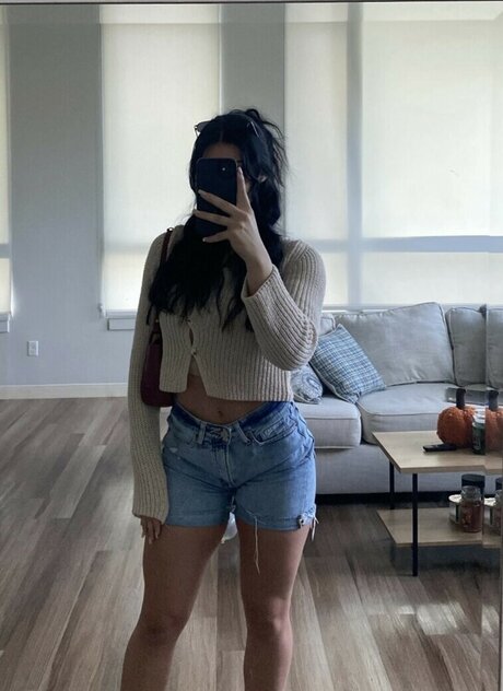 Allison Royalty beste exklusive bilder