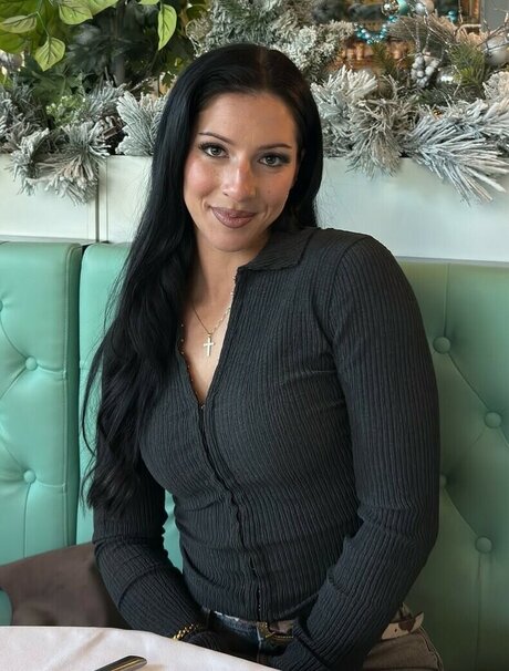 Allison Royalty porno top bild