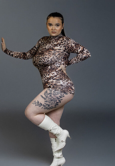 Katieexo134 kostenlose nette foto