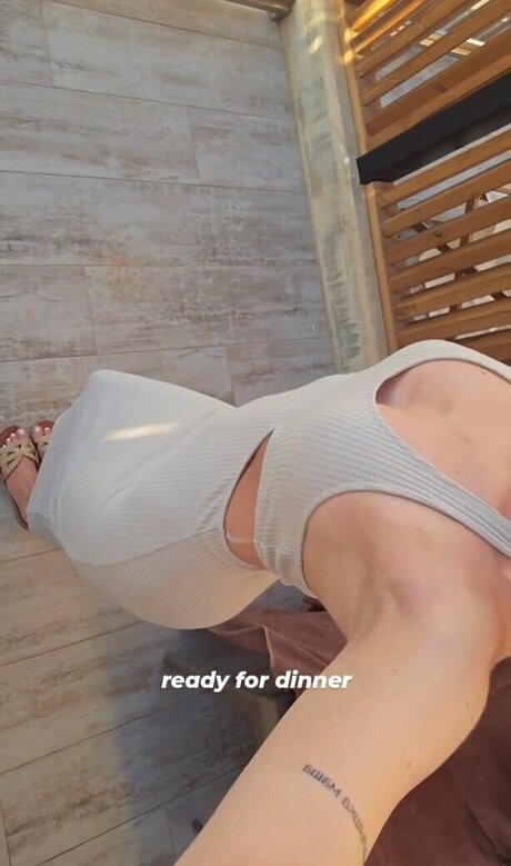 CorinaBRX erwachsene hübsche bild