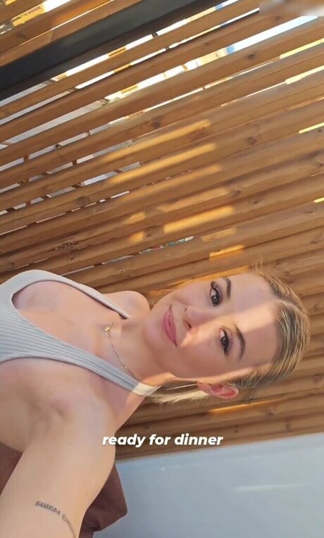 CorinaBRX erotische pornostar bild