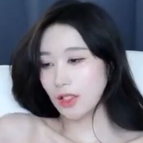 BJ Ketyes98325_ beste hd bild