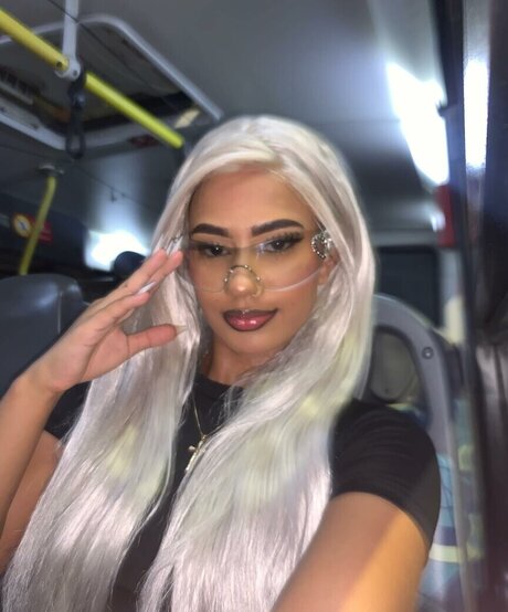 baddiejuu erwachsene nackt bild