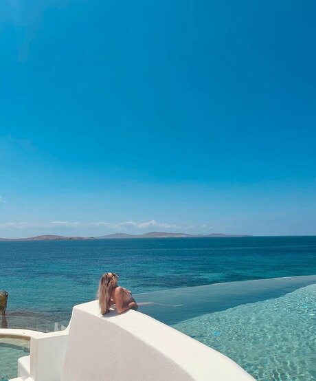 Izzi Dame hd hübsche foto