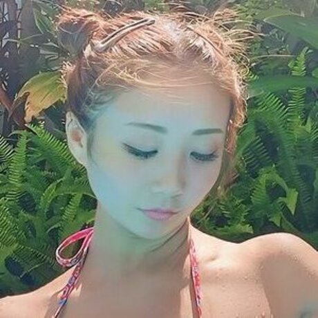 Asami Natsuki model top galerie