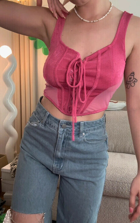 Camille LV erwachsene porno archiv