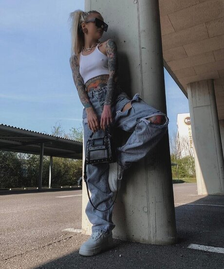 Carina mthrfckr top schöne fotos