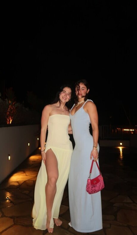 Thelatgirl sexy hd archiv