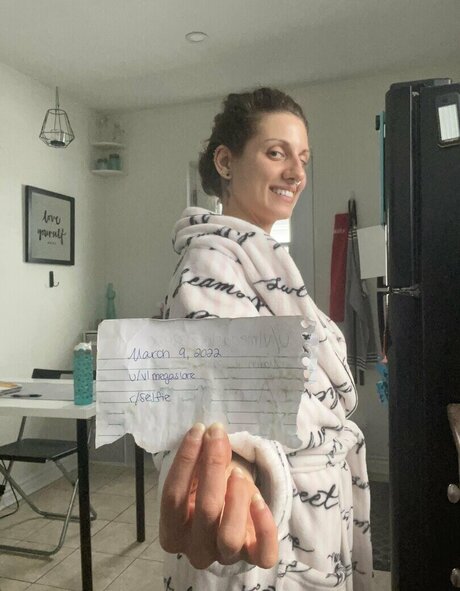 Victoria Liro nacktheit galerie