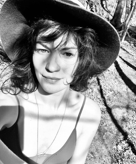 Britt Lower perfekte akt bild