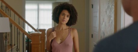 Britt Lower top hd galerie