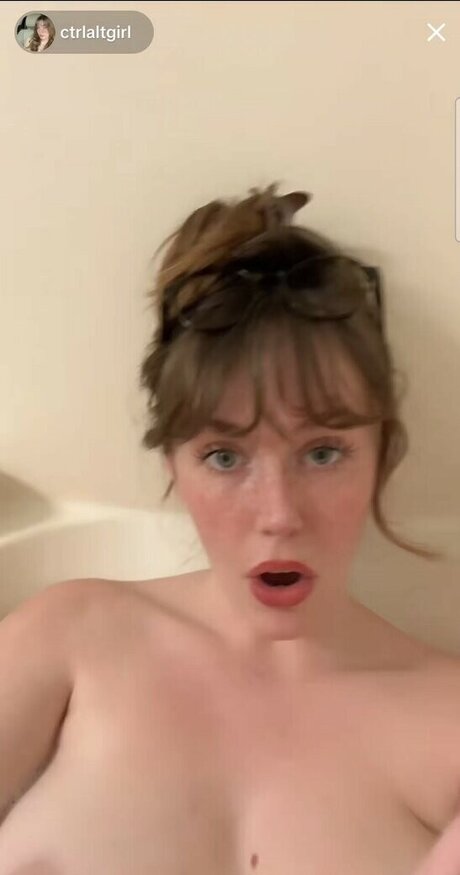 Ctrlaltgirl erotische pornographische bilder